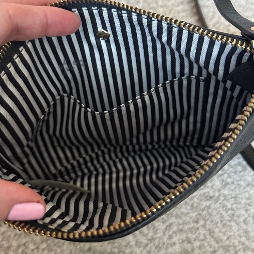 Kate Spade Cobble Hill Ellen Crossbody Bag Black Leather - Picture 4 of 7